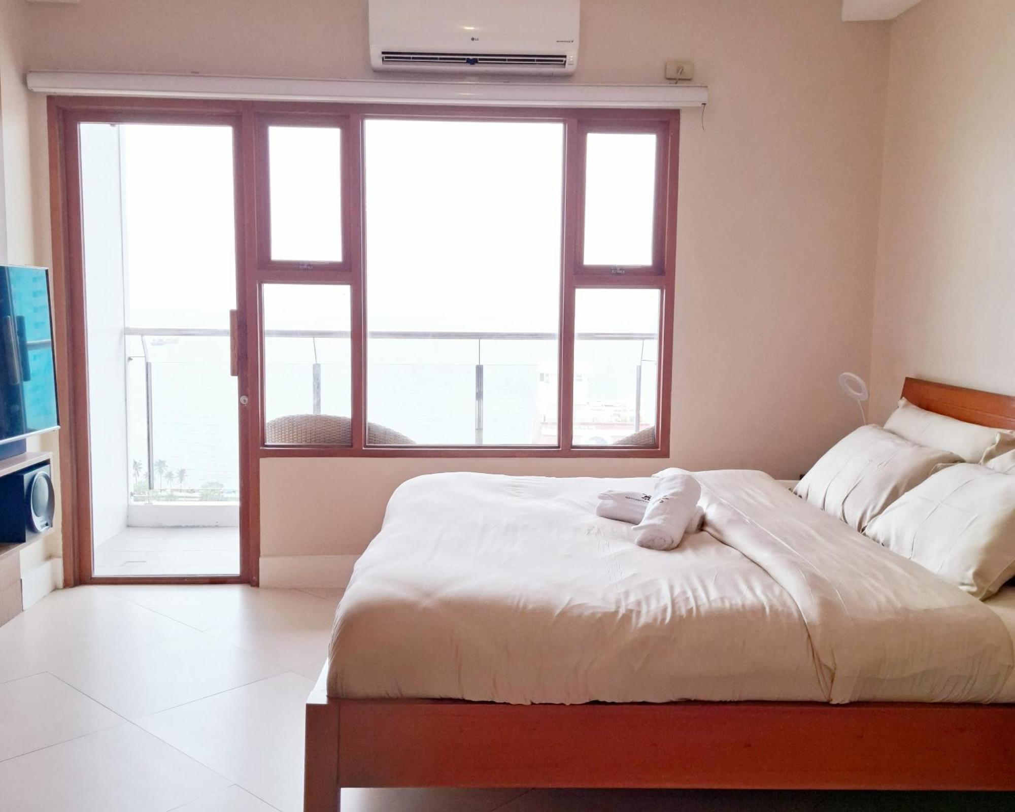 Manila Bayview Rental Экстерьер фото