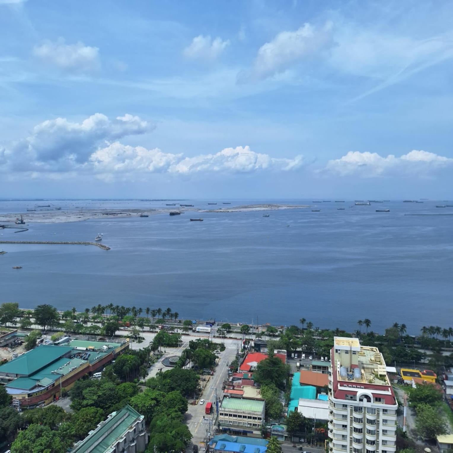 Manila Bayview Rental Экстерьер фото