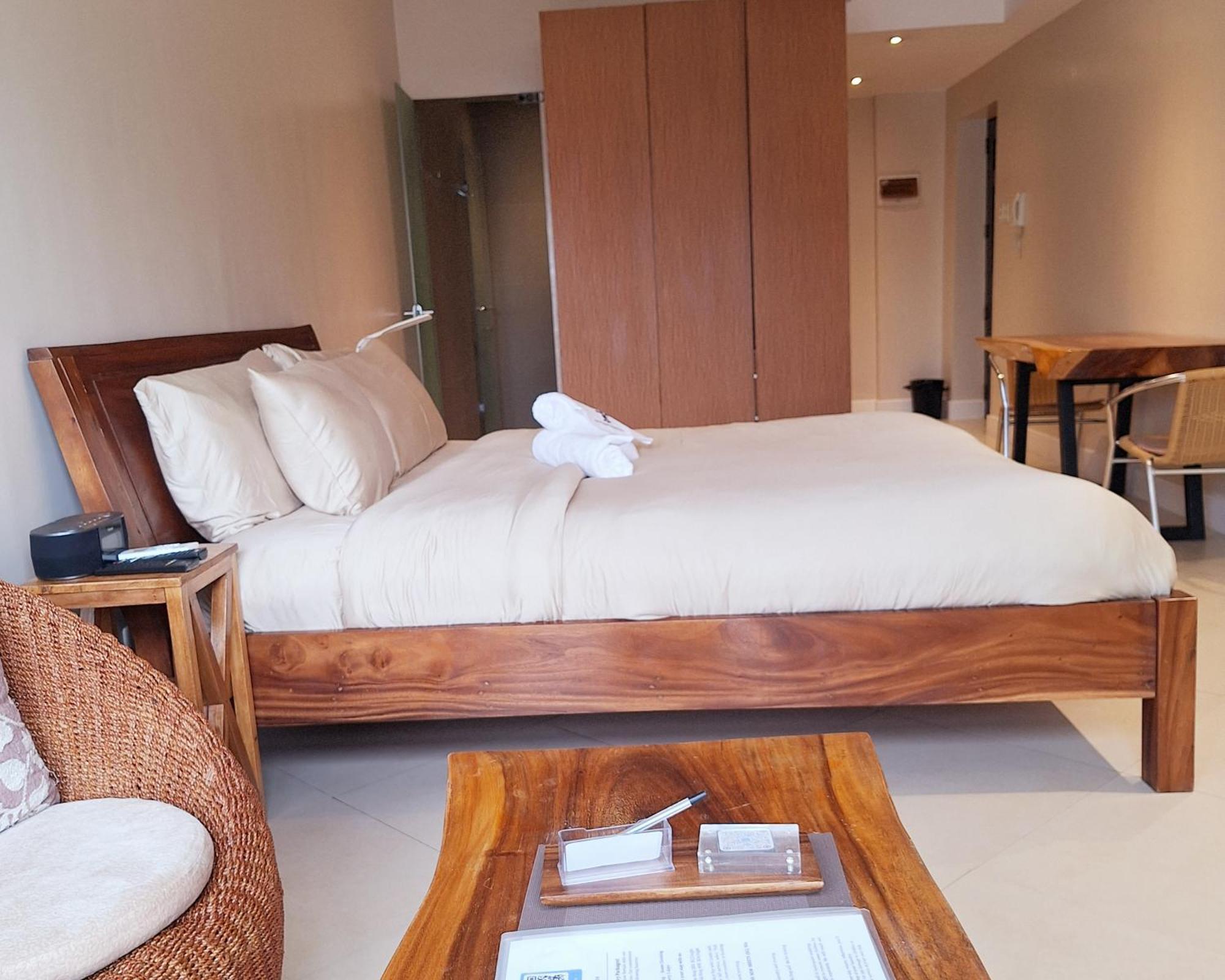 Manila Bayview Rental Экстерьер фото
